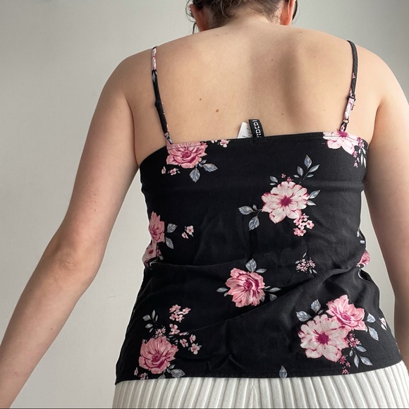 Floral top - Picture 6 of 8